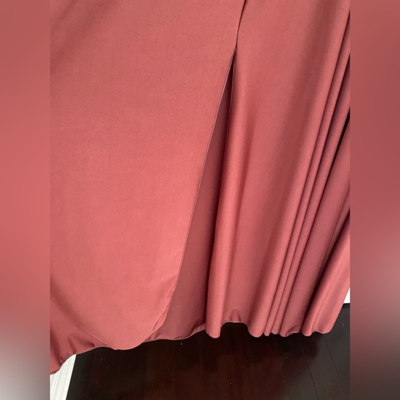 Floor Length V-Neck Dress - Picture 4 of 6